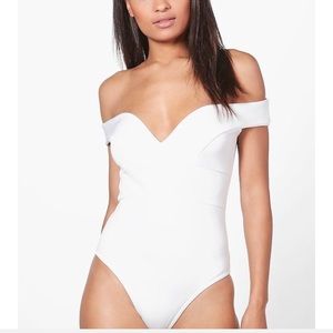 Sweetheart Off the Shoulder Bodysuit